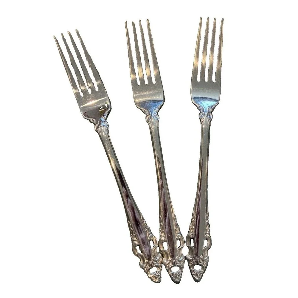 Set of 3 Oneida Pierced Baroque Dinner Forks
